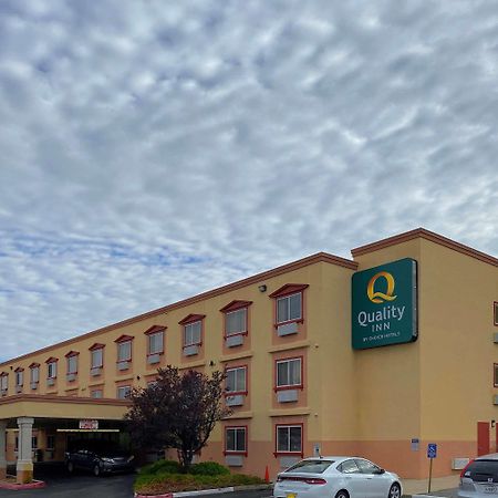 Quality Inn Albuquerque East I-40 Juan Tabo Exit Екстериор снимка