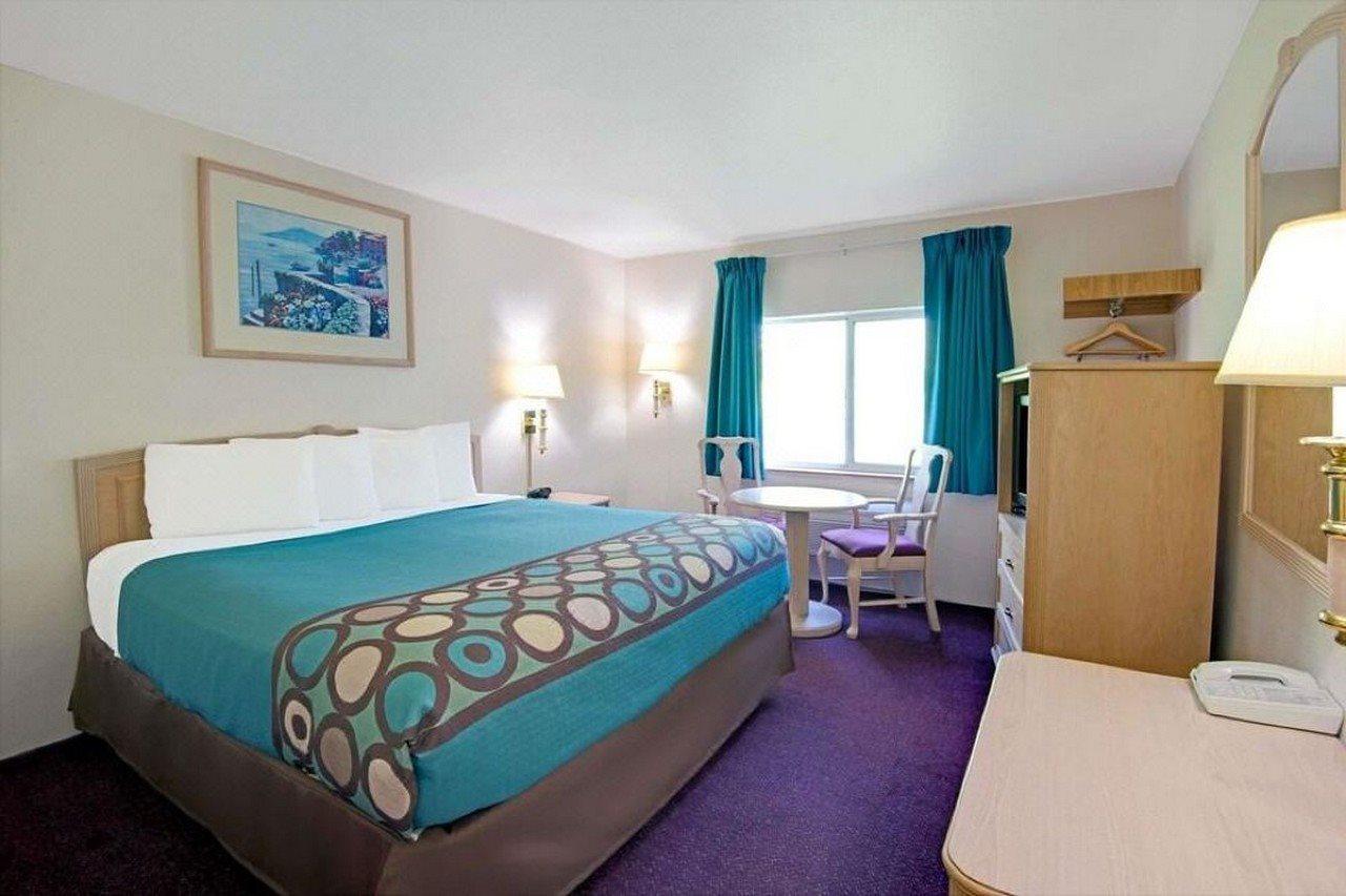 Quality Inn Albuquerque East I-40 Juan Tabo Exit Екстериор снимка