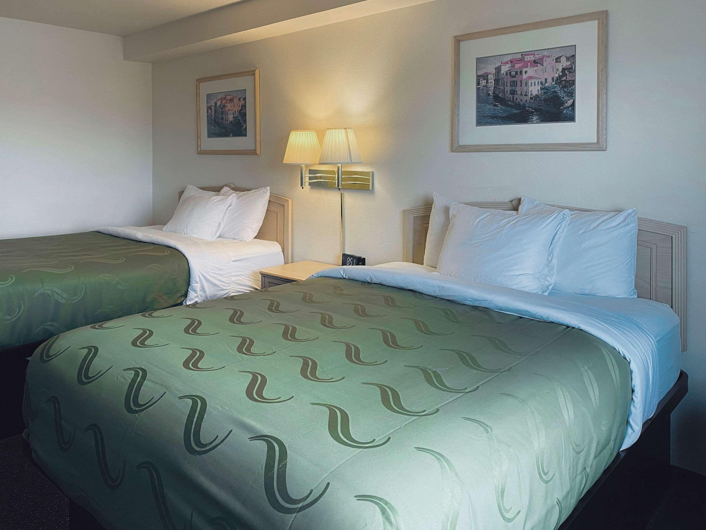 Quality Inn Albuquerque East I-40 Juan Tabo Exit Екстериор снимка