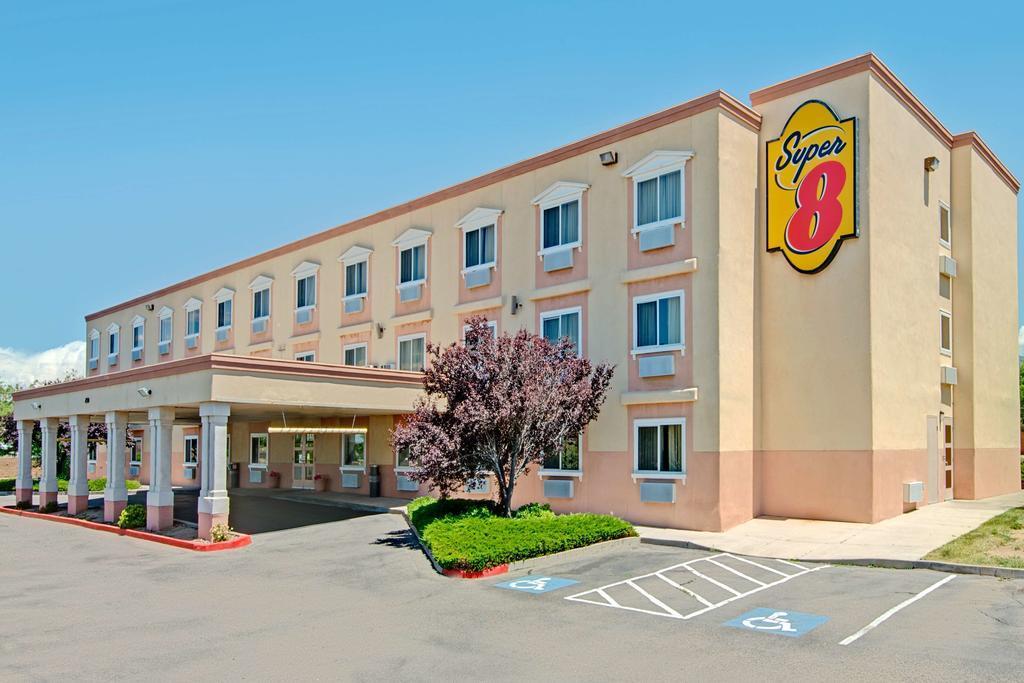 Quality Inn Albuquerque East I-40 Juan Tabo Exit Екстериор снимка