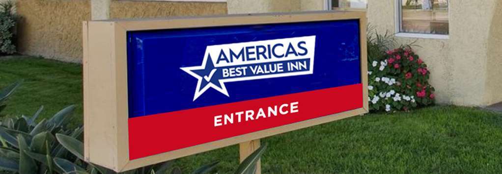 Quality Inn Albuquerque East I-40 Juan Tabo Exit Екстериор снимка